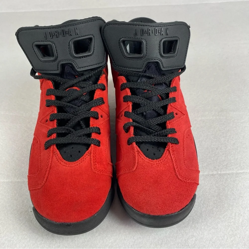 Jordan bold red